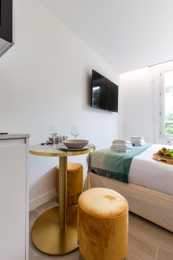 Appartement Cosy Studio - Parc Des Expositions Tour Eiffel 6 *